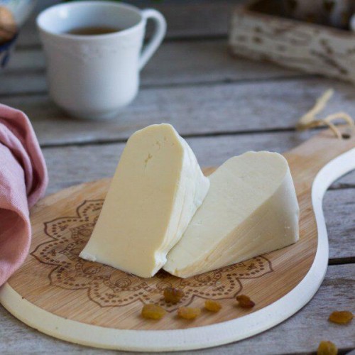 Korkuteli Tam Yağlı  Yörük Keçi Peyniri (600-650 gr)
